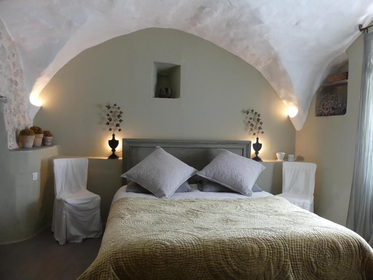 Les Vieux Murs Montfort  외부 사진