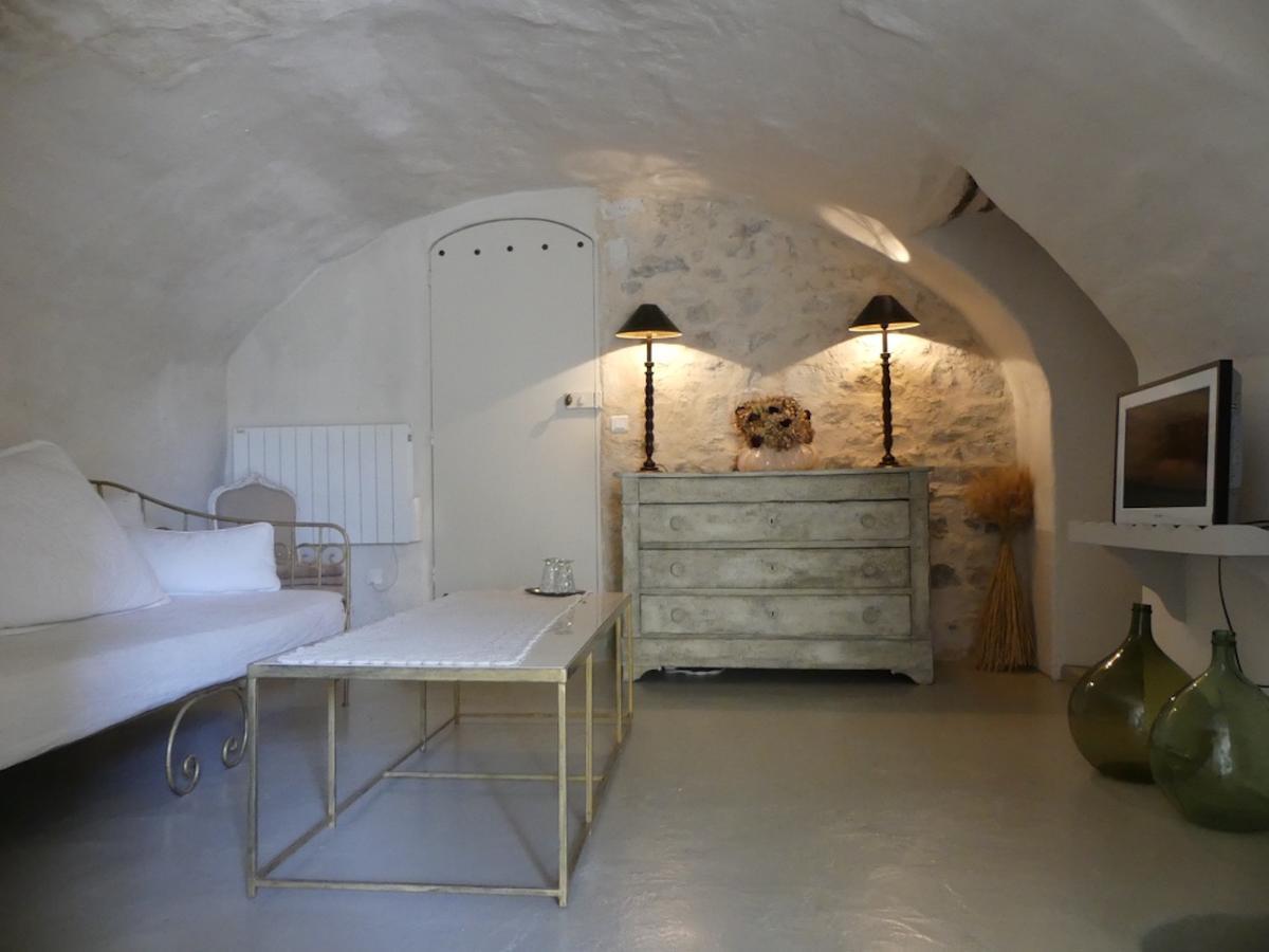 Les Vieux Murs Montfort  외부 사진